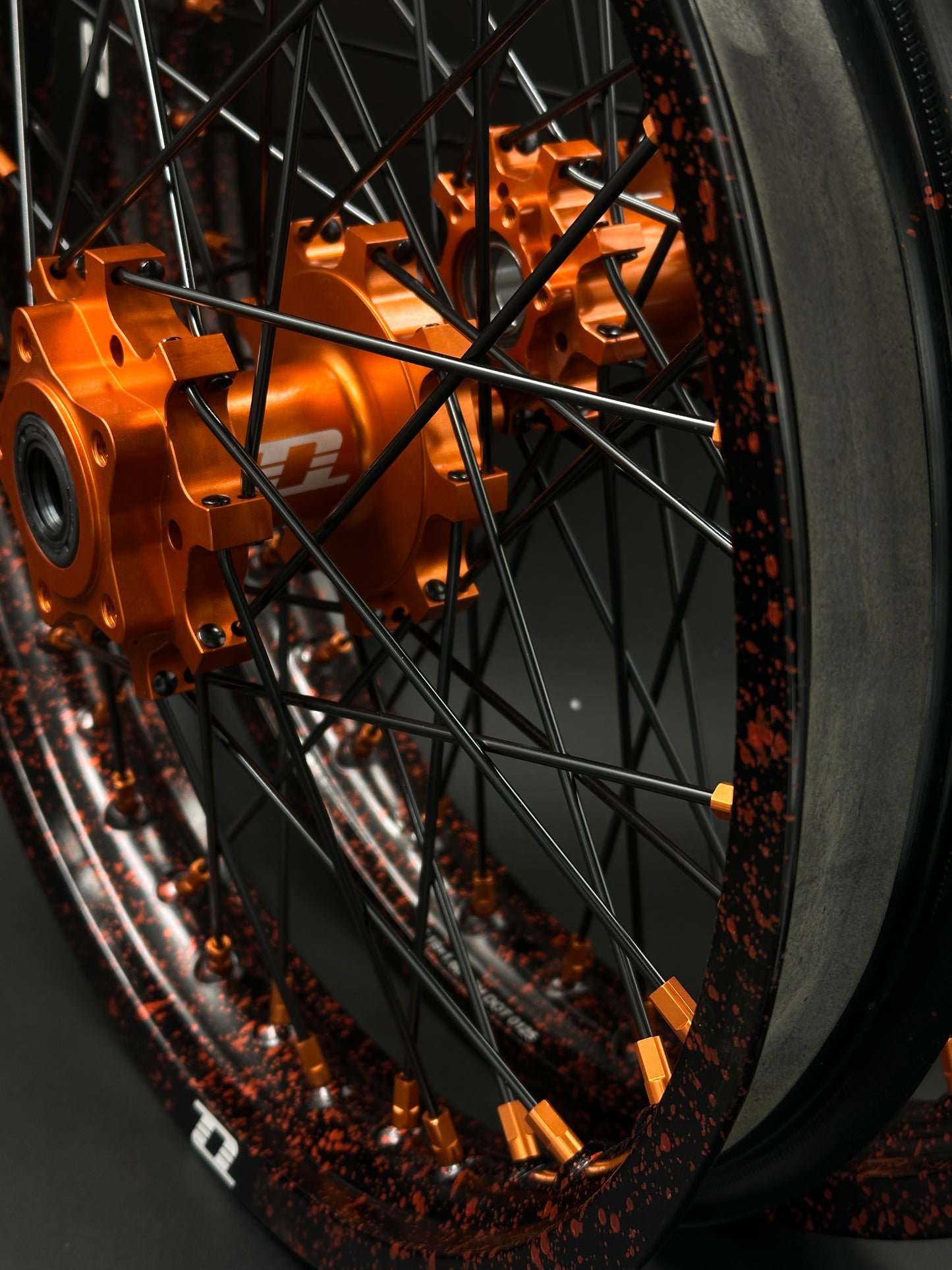 Surron Light Bee Wheels 16/19 Black/Orange (Paint Splat)