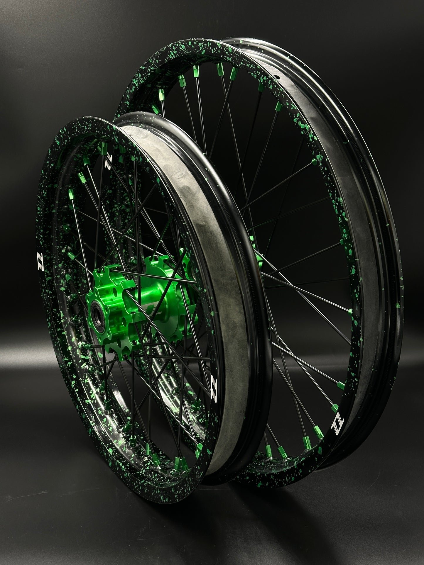 Surron Light Bee Wheels 16/19 Black/Green (Paint Splat)