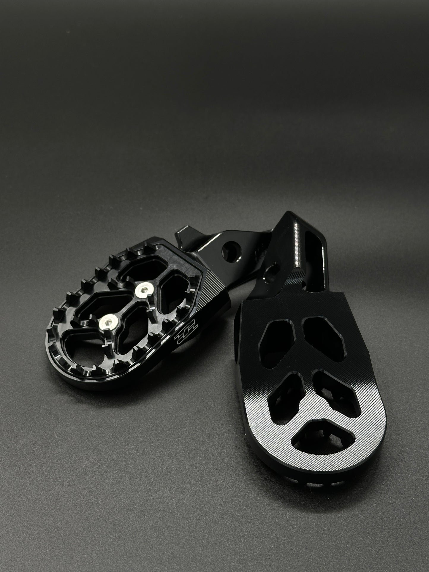 Surron Ultra Bee TTEV v2 Footpegs