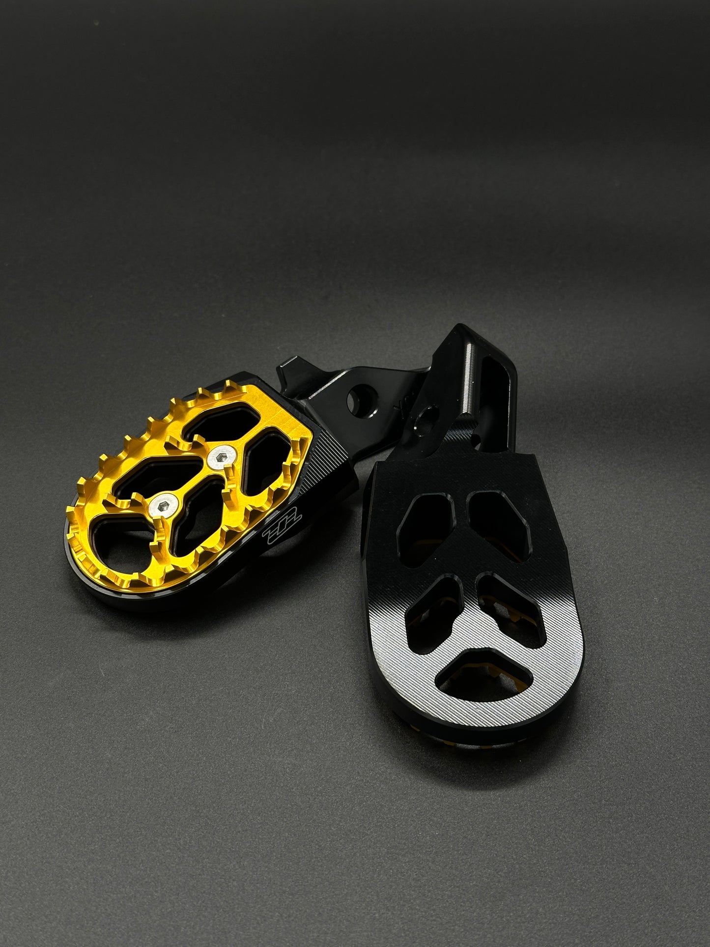 Surron Ultra Bee TTEV v2 Footpegs