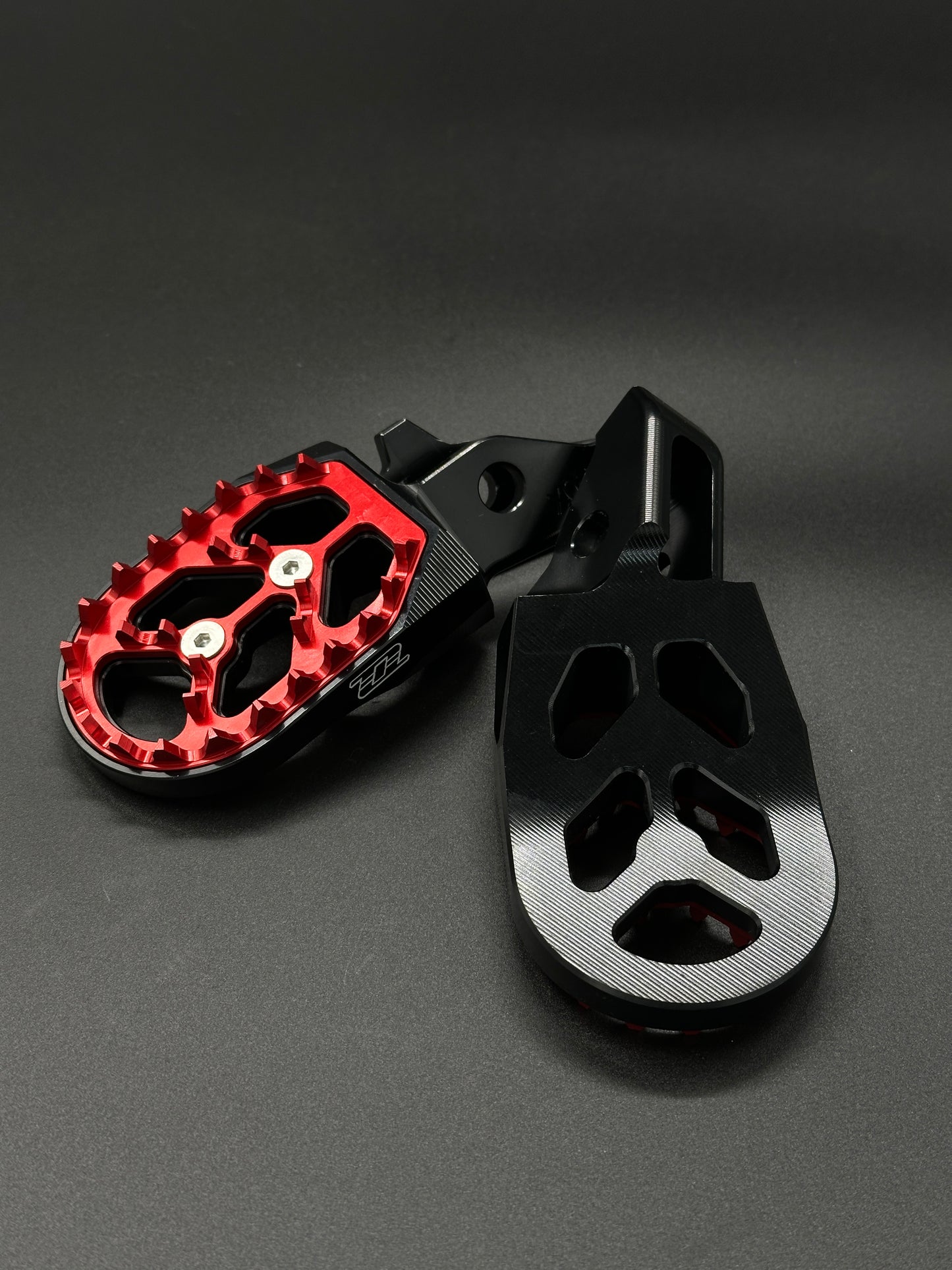 Surron Ultra Bee TTEV v2 Footpegs