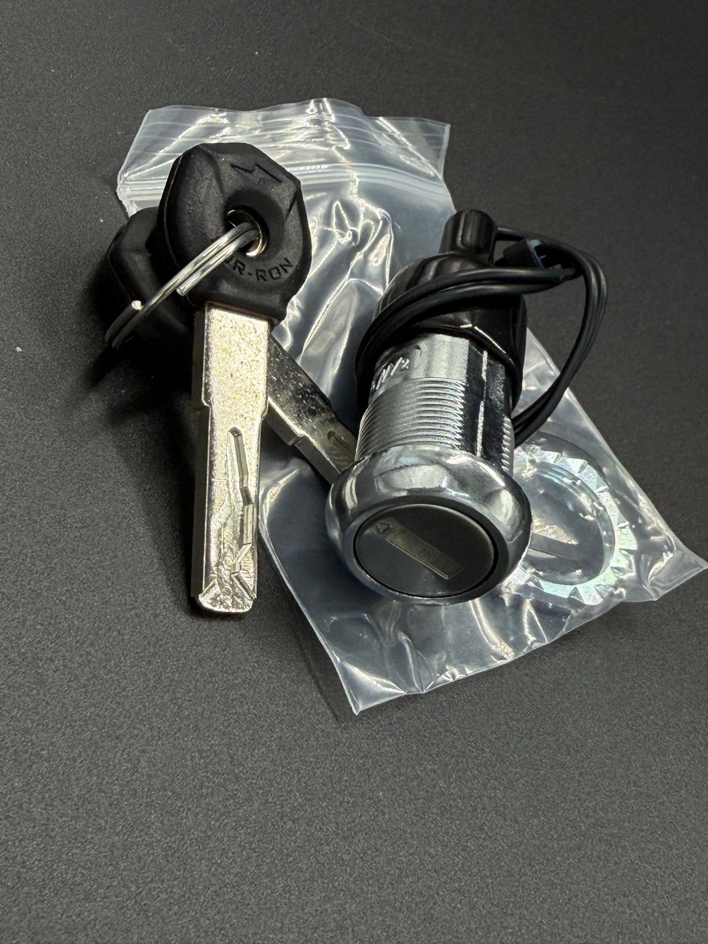 Surron Hyper Bee Lock Kit